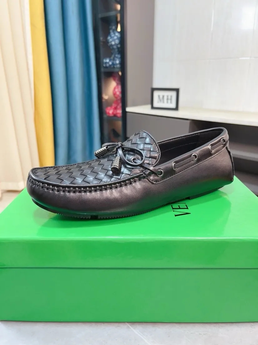 Ex-factory price 420🌹🌹【Super comfortable soft sole BV woven beanie shoes】Fashion hot style ⭐️⭐️⭐️BV Men's casual shoes 🎈High-quality cowhide upper, woven cowhide upper with metal buckle decoration, perfect fit, full of personality and fashionable charm, genuine leather lining ⚠️⚠️Flexible and lightweight outsole, fashionable and handsome, size: 38-44, 37+45 can be customized